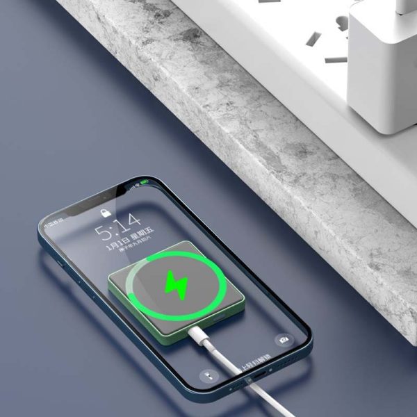 Convenient Mini Magnetic Wireless Power Bank - Image 5