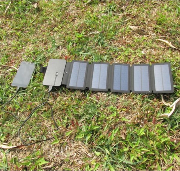 Outdoor 8W folding solar charger Direct charging collapsible solar package Off-road emergency mobile power supply - Image 8