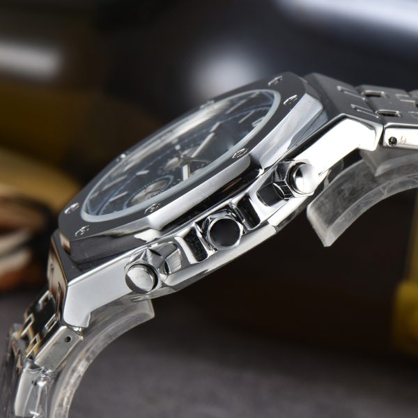 Stainless Steel Calendar Men's A Quartz Watch - Image 2