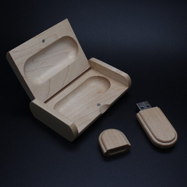 Manufacturers of customized business advertising gifts U disk can be printed logo wooden lettering business anniversary gift - Image 4