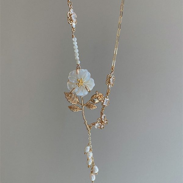 Women's Retro Court French Elegant Necklace - Image 5