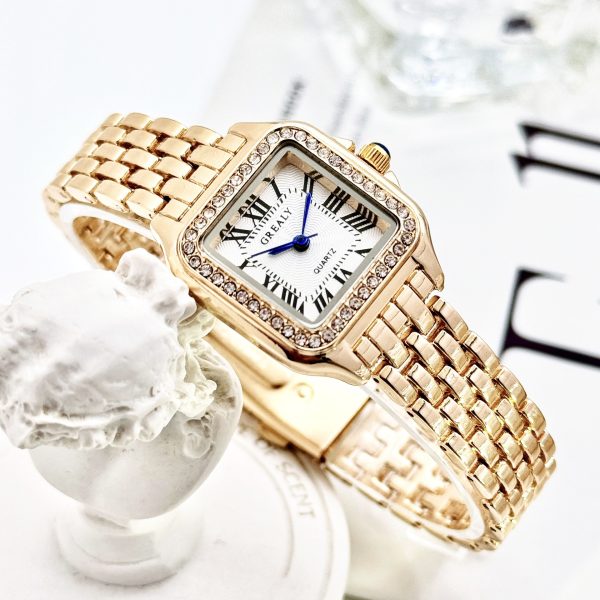 Classic Retro Square Waterproof Women's Diamond-embedded Watch - Image 10