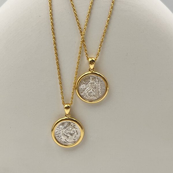 Women's High-grade Element Portrait Sterling Silver Necklace - Image 2