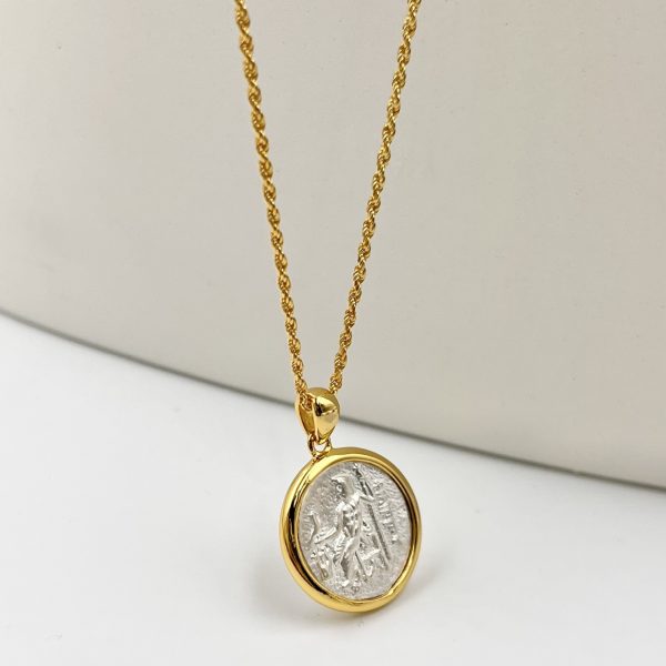 Women's High-grade Element Portrait Sterling Silver Necklace - Image 4