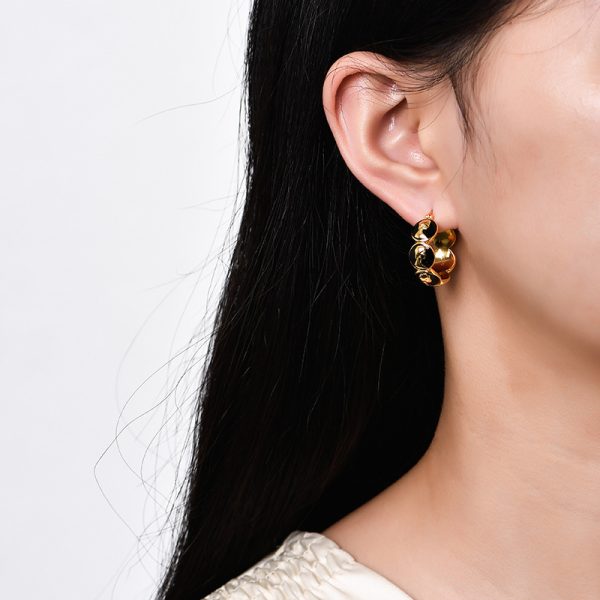 Retro Silver Socialite Light Luxury Minority Metal Queen Head Earrings - Image 2