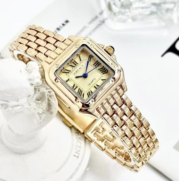 Classic Retro Square Waterproof Women's Diamond-embedded Watch - Image 9