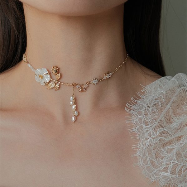 Women's Retro Court French Elegant Necklace - Image 10