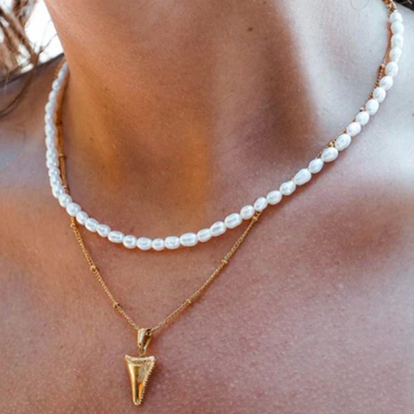 Natural Freshwater Small Rice-shaped Beads Single Layer Classic All-match Beaded Necklace