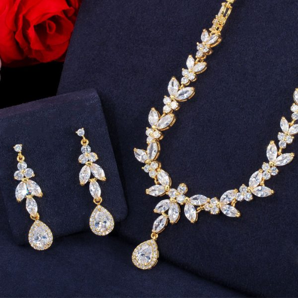 Zircon Necklace Earrings Bracelet Three Piece Set - Image 5