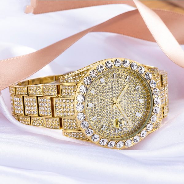 Fashionable Large Dial Full Diamond Watch - Image 6
