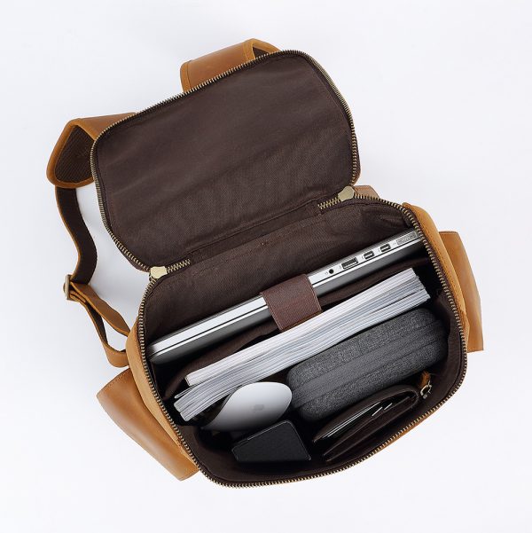 Men's Leisure Travel Large Capacity First Layer Leather Backpackage - Image 4